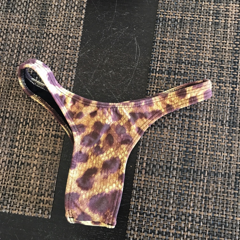 Bikini bottoms from Dal Costa